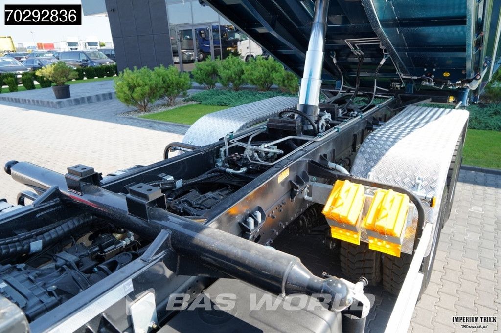 MAN TGS TGS 33.480 6X6 11m3 KH-3-Way Kipper 6x6 Steel Suspension Automatic Big-Axle Euro 6