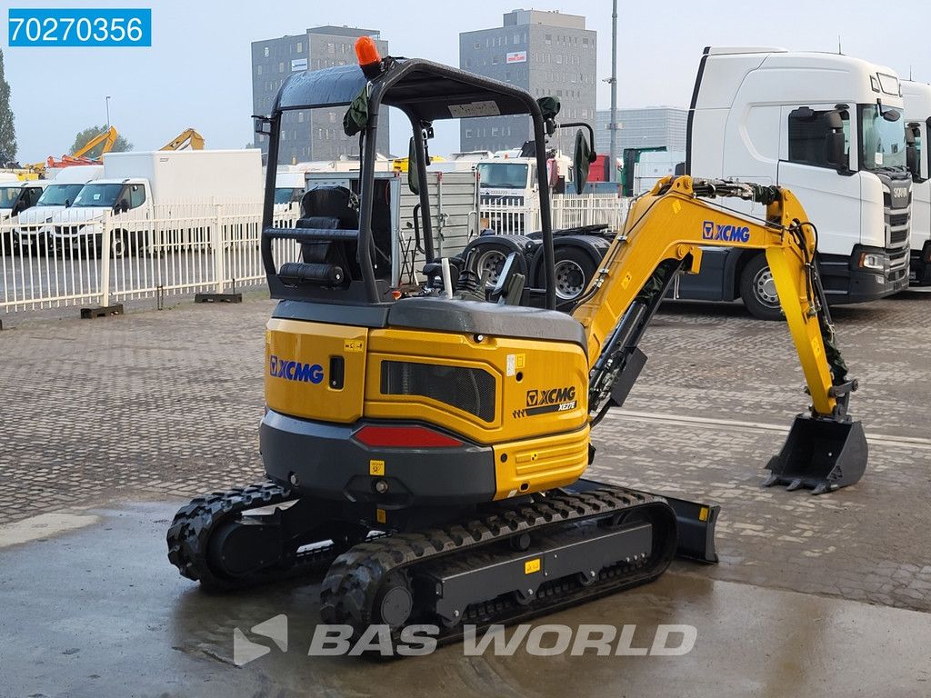 XCMG XE27 E 2 AÑOS GARANTÍA FÁBRICA - SITUADA EN GRANADA