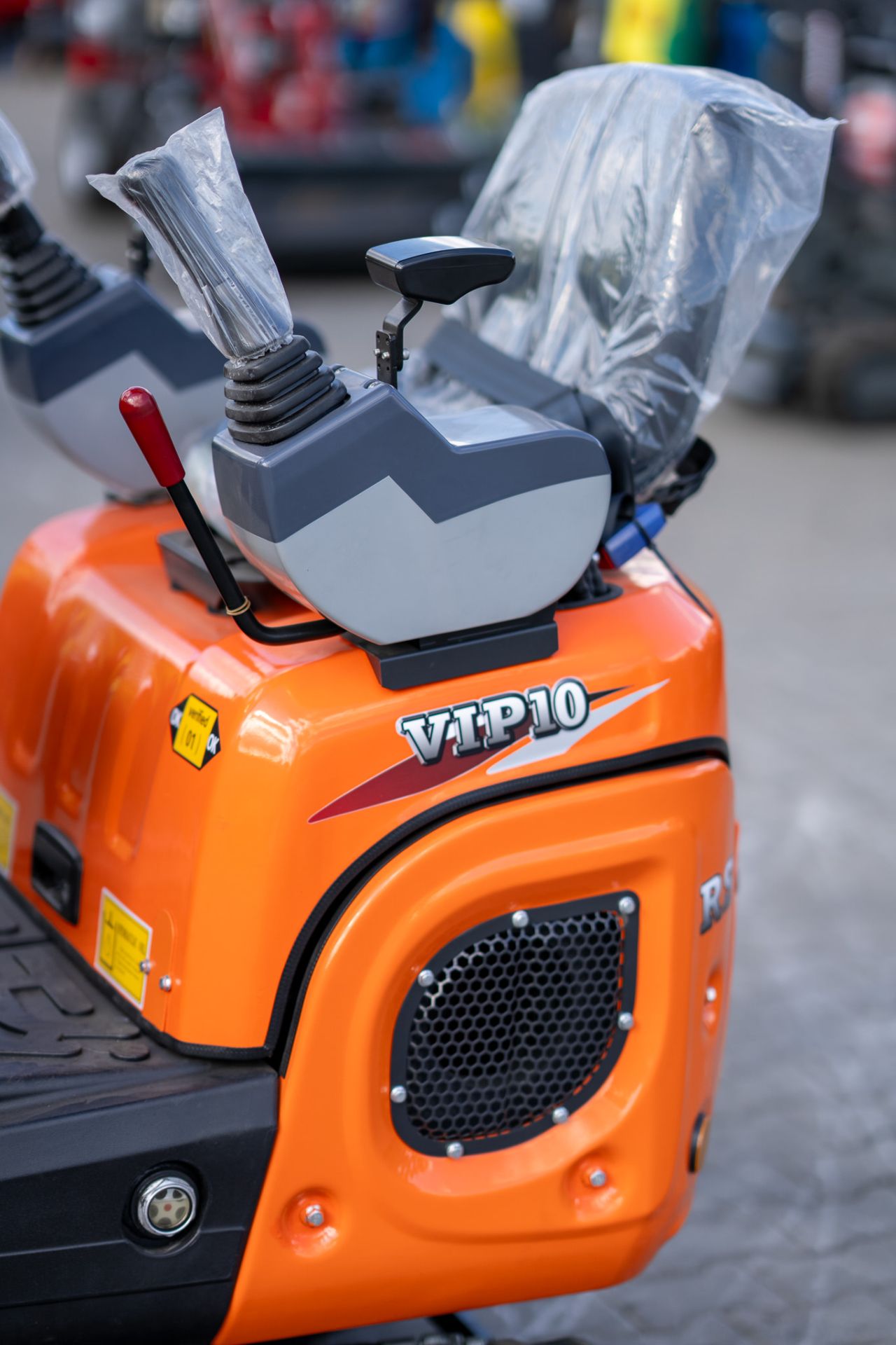 Kingway VIP10 – Nieuw type: Minigraafmachine met 3 bakken