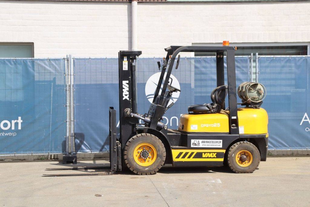 Gabelstapler VMAX CPQYD25 LPG + Benzin 1600kg 4,5m 2017 Neu