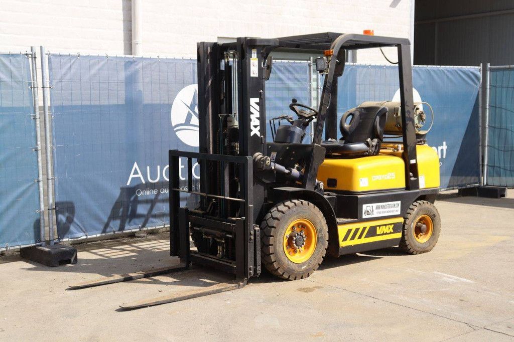 Gabelstapler VMAX CPQYD25 LPG + Benzin 1600kg 4,5m 2017 Neu