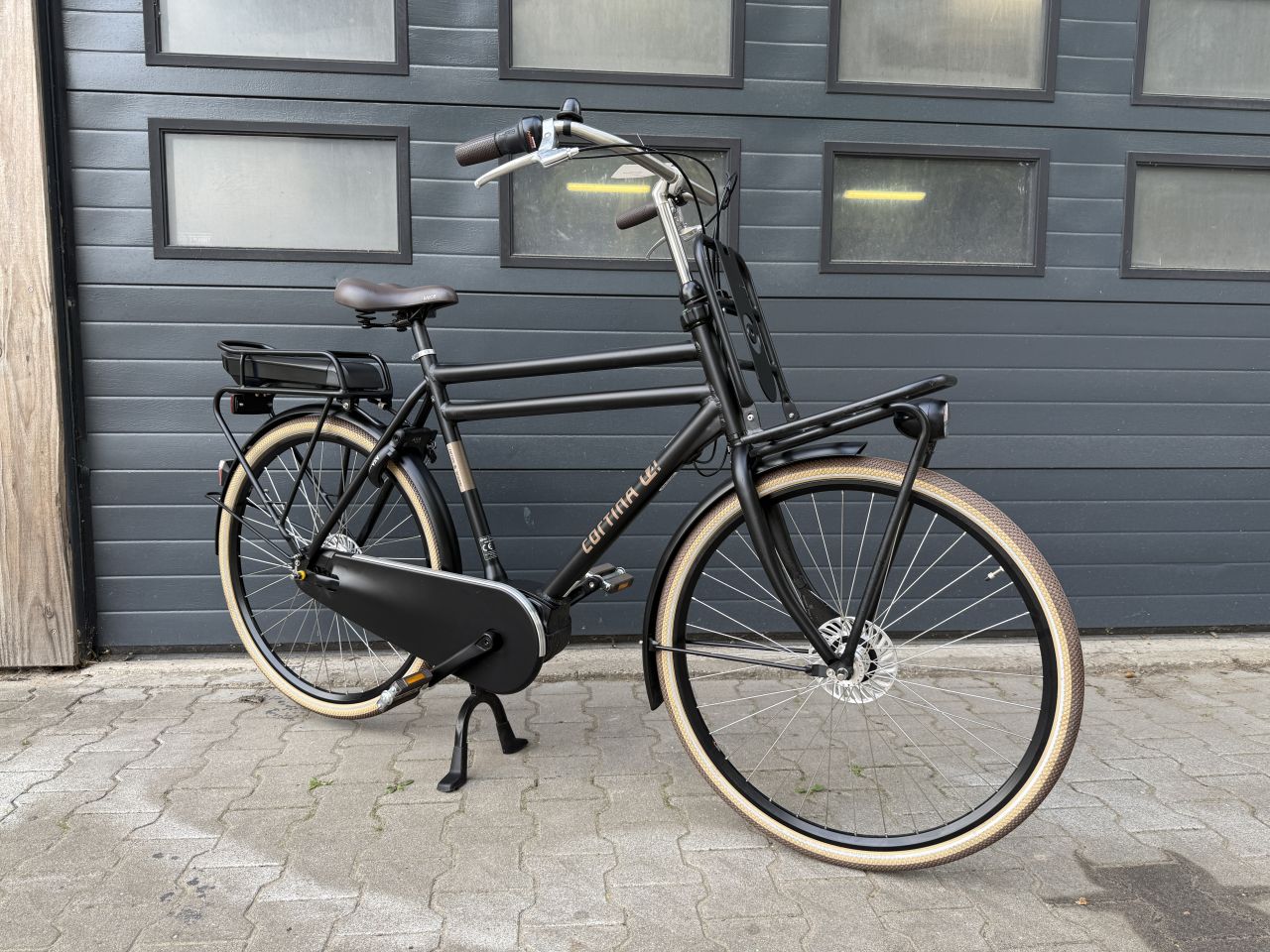 Cortina E-bike E-U4 Bosch - 1570 km (incl btw en fact.)