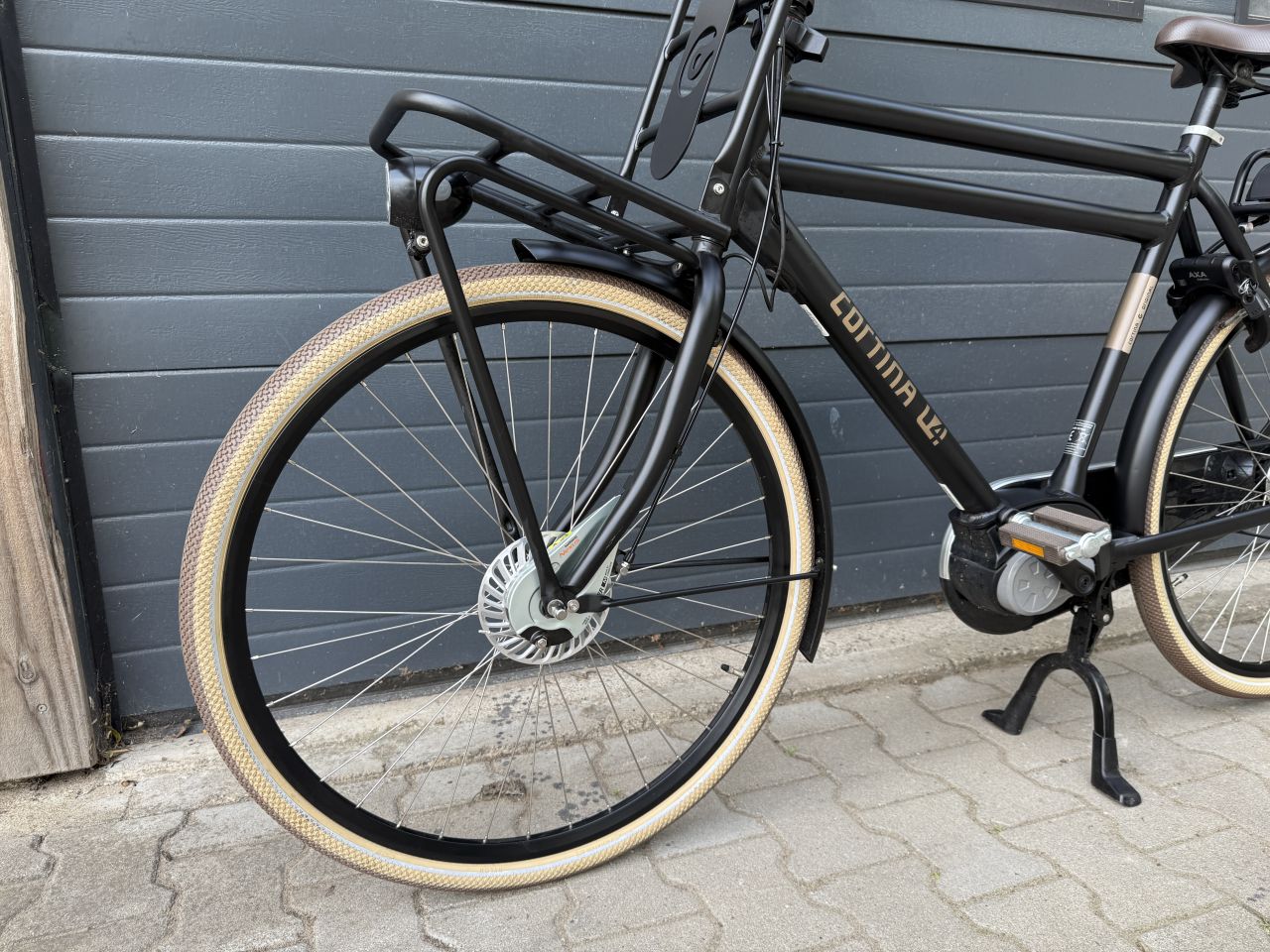 Cortina E-bike E-U4 Bosch - 1570 km (incl btw en fact.)