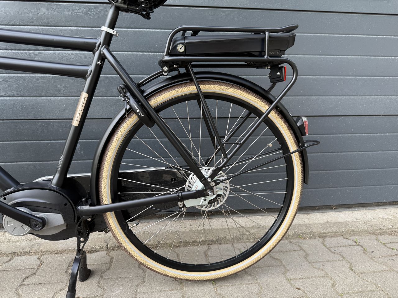 Cortina E-bike E-U4 Bosch - 1570 km (incl btw en fact.)