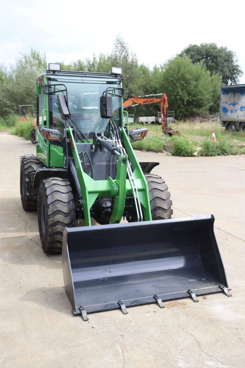 Wheel loader MAN NYCHEKI WL-30 Diesel New