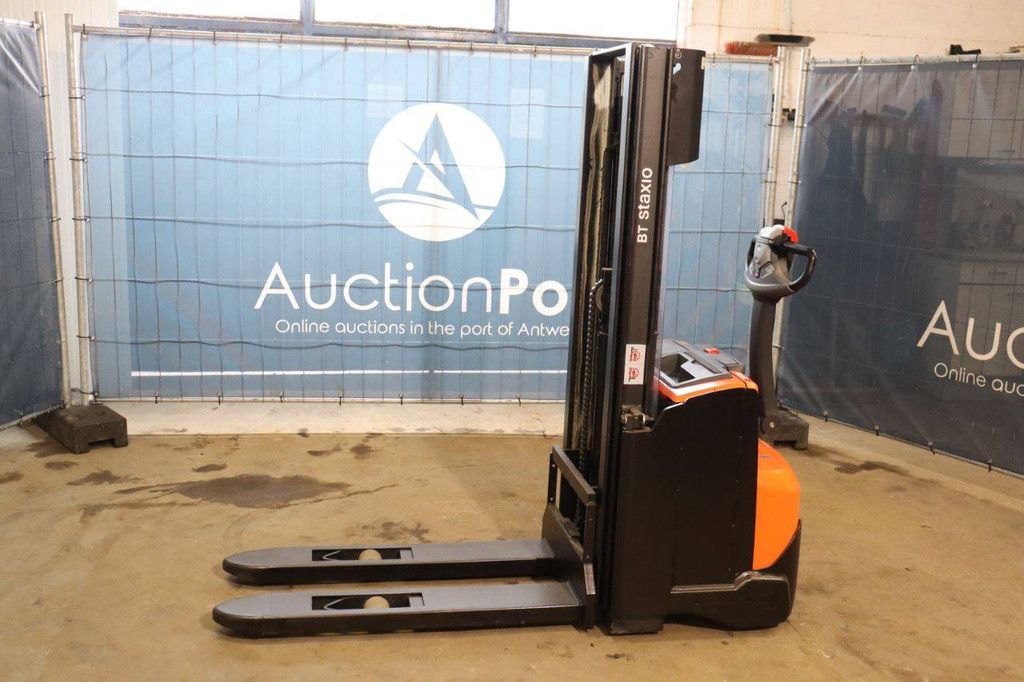 Hochhubwagen Toyota SWE120 Elektro 1200kg 2,7m 2018
