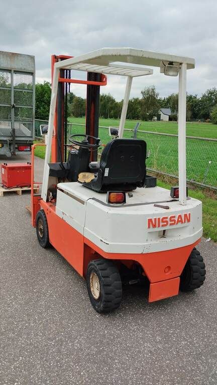 Nissan Y01D18U