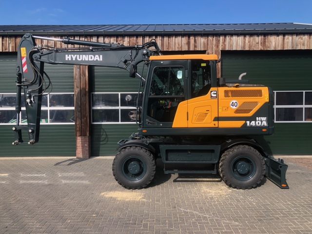 Hyundai HW140A