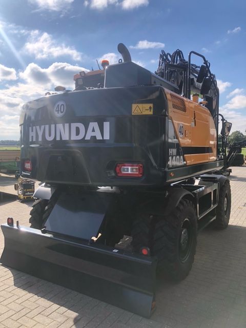 Hyundai HW140A
