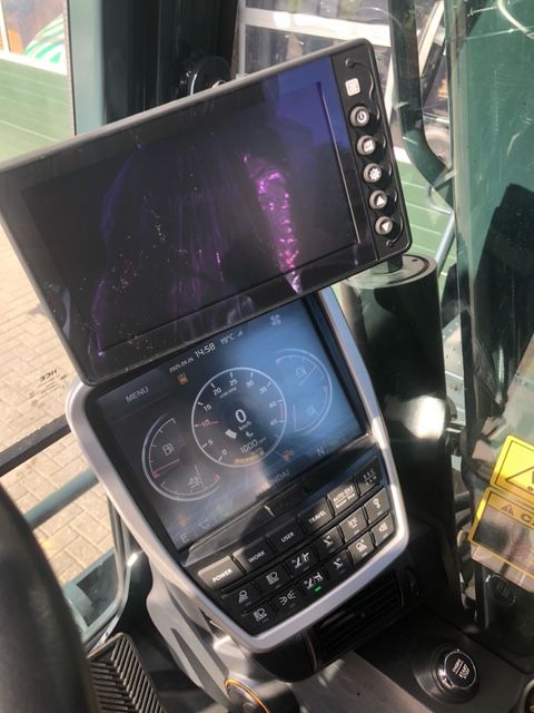 Hyundai HW140A