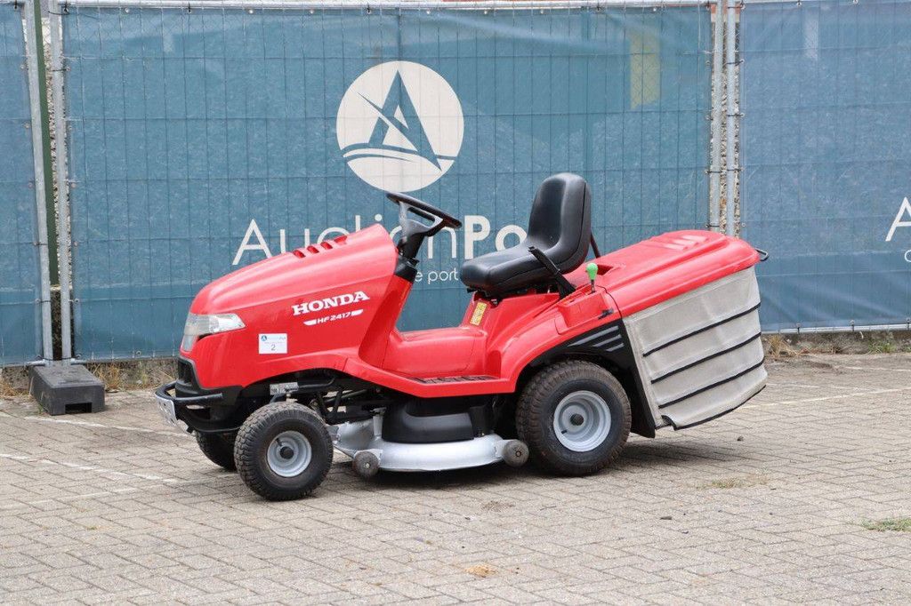 Honda HF2417 Petrol 17hp Riding Mower
