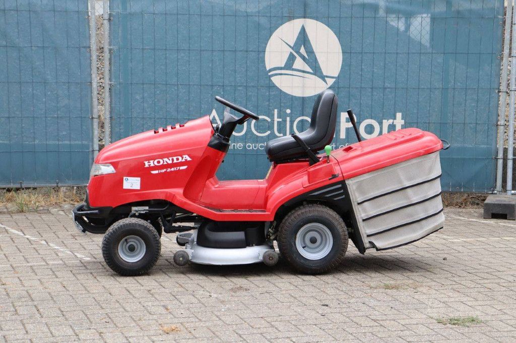 Honda HF2417 Petrol 17hp Riding Mower