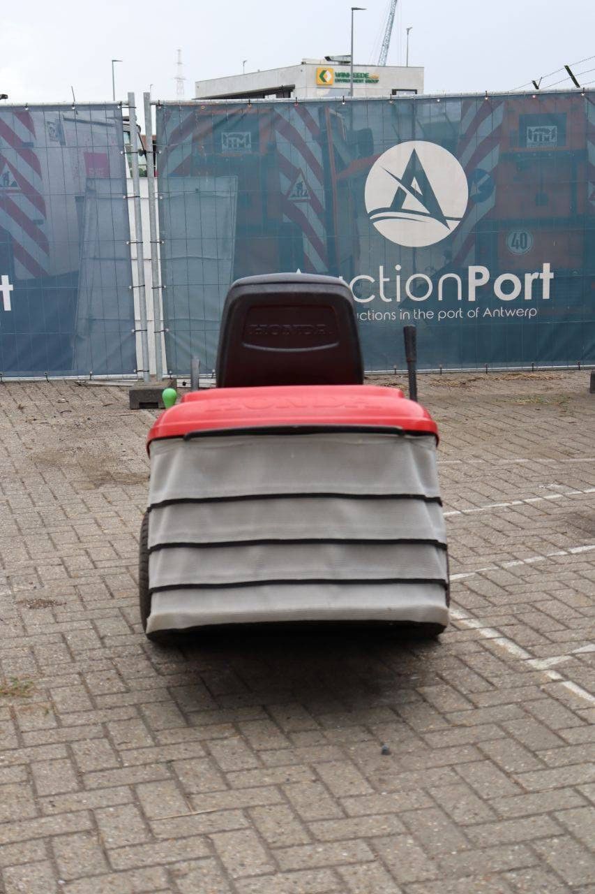 Honda HF2417 Petrol 17hp Riding Mower
