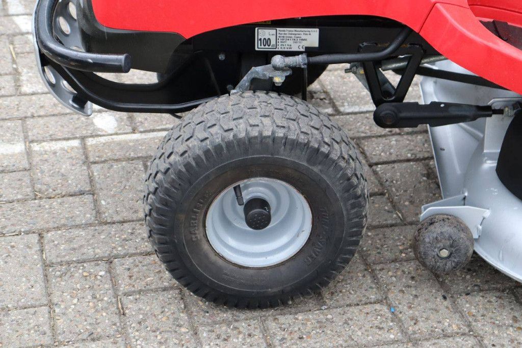 Honda HF2417 Petrol 17hp Riding Mower