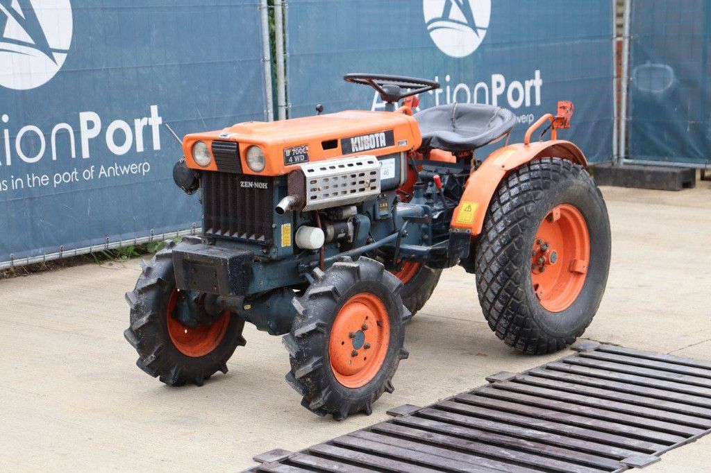 Mini tractor Kubota B7000 Diesel 16hp (Margin)