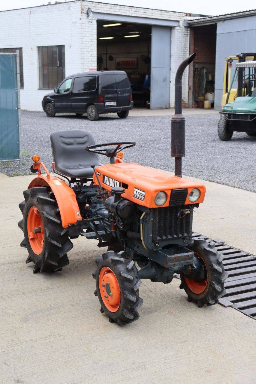 Minitraktor Kubota B5000 Diesel 12 PS (Marge)