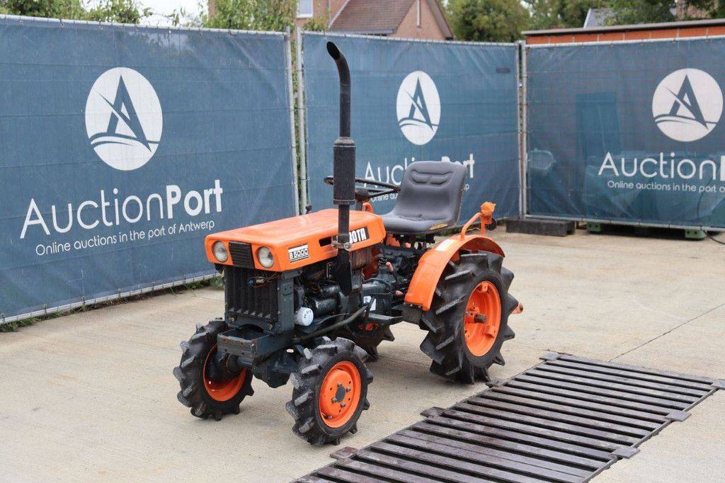 Minitraktor Kubota B5000 Diesel 12 PS (Marge)