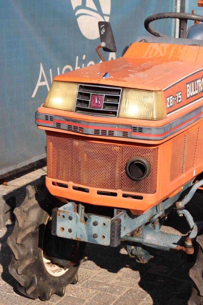 Minitraktor Kubota Bulltra ZB1-15 Diesel 15 PS mit Grubber