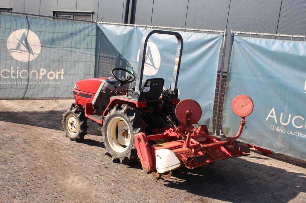 Minitraktor Yanmar KE-50 Diesel 15 PS mit Grubber