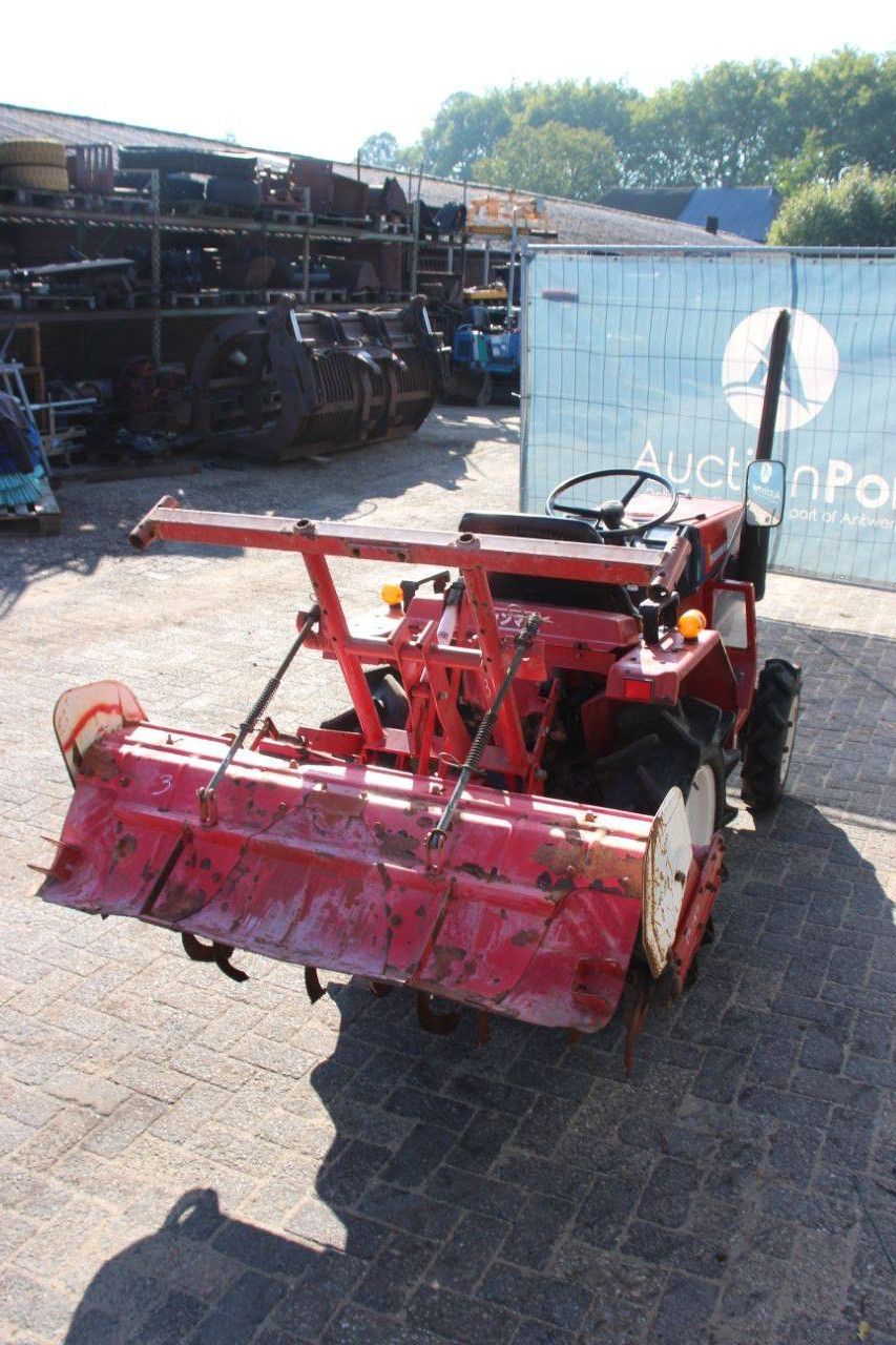 Minitraktor Yanmar F14D Diesel 14 PS mit Grubber