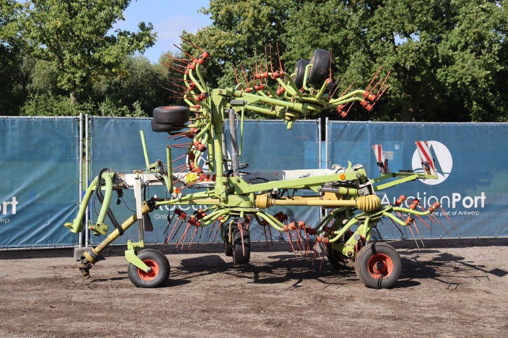 Hay tedder Claas Volto 1050 2005