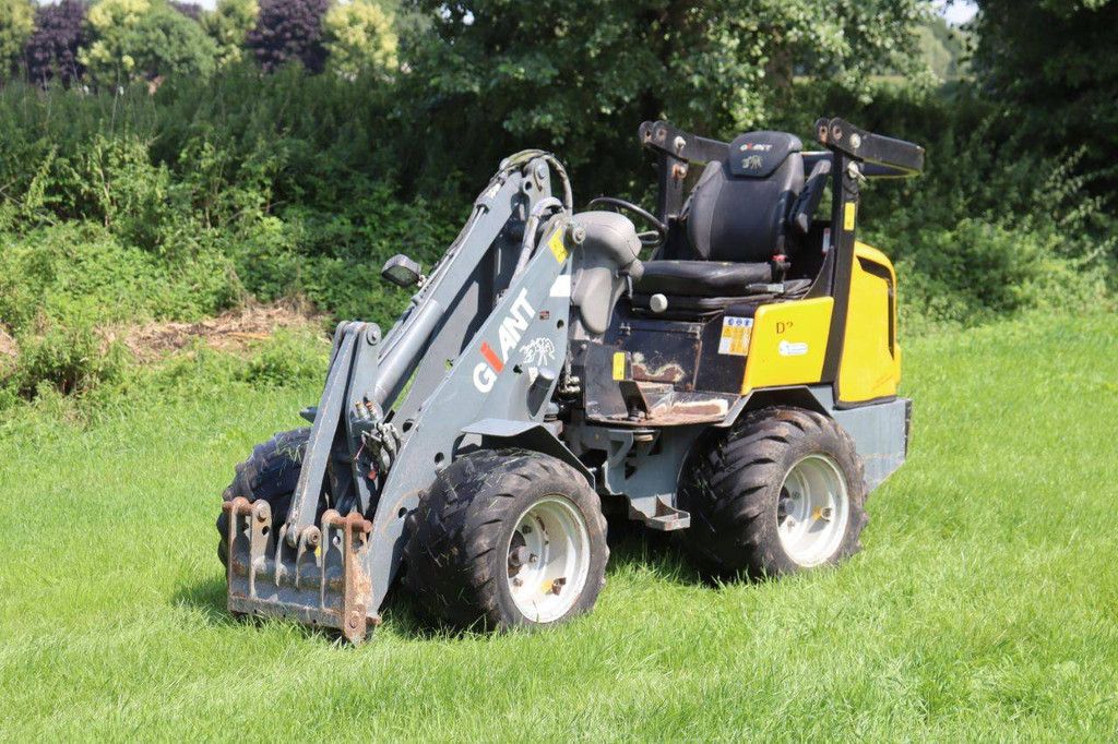 Wheel loader Giant D337T Diesel 2010