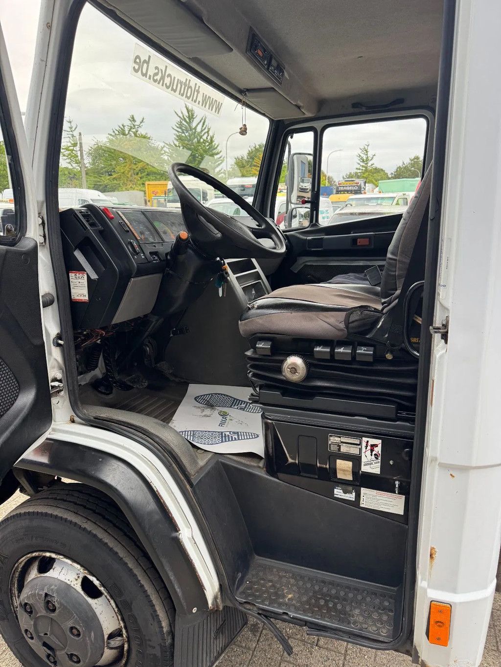 Mercedes-Benz VARIO 815D **CHASSIS-VARIO 815D**