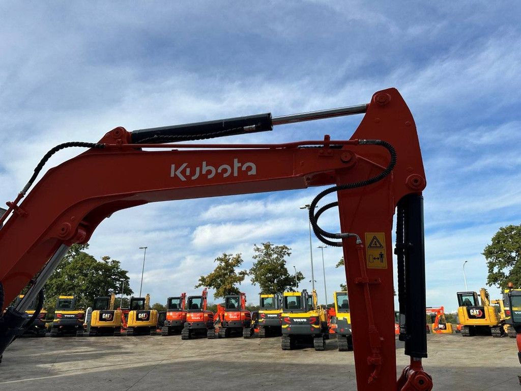 Crawler excavator Kubota KX155-3SZ Diesel 29.4kW 2012