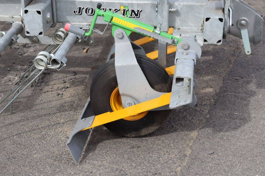 Wiesenschlepper Joskin Scariflex R6S5 2019