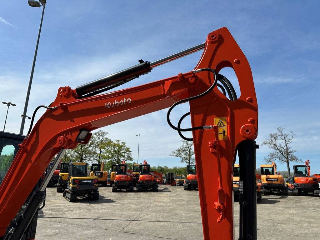 Crawler excavator Kubota KX165-5 Diesel 35.5kW 2013