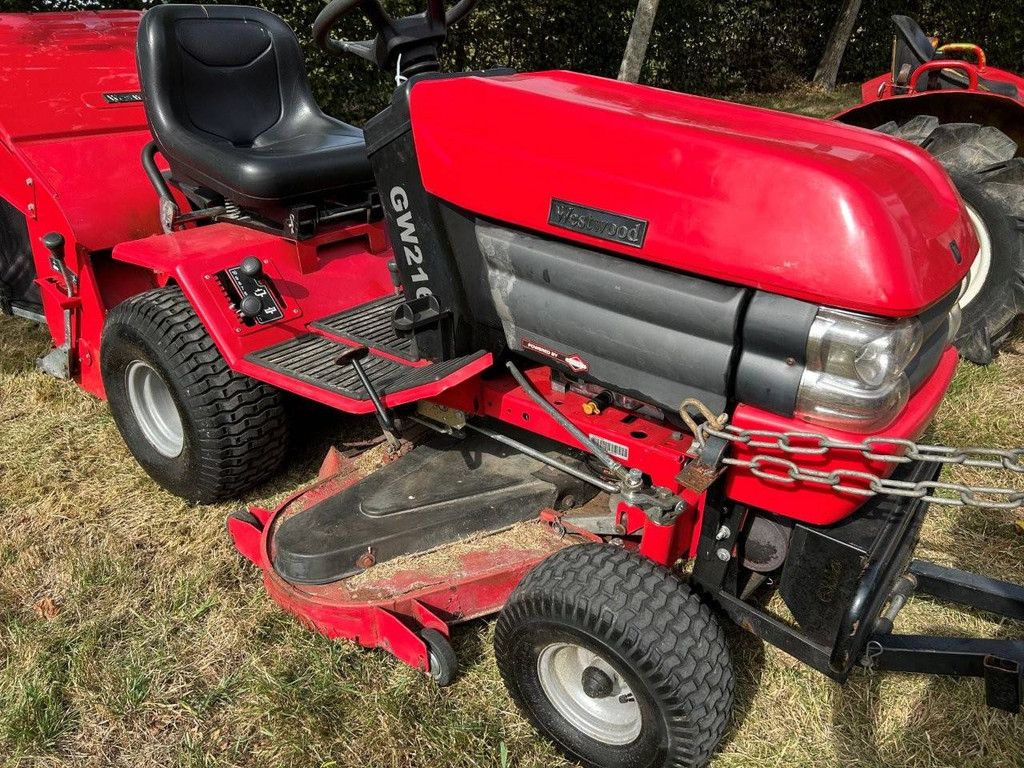 Westwood GW216B HST Riding Mower