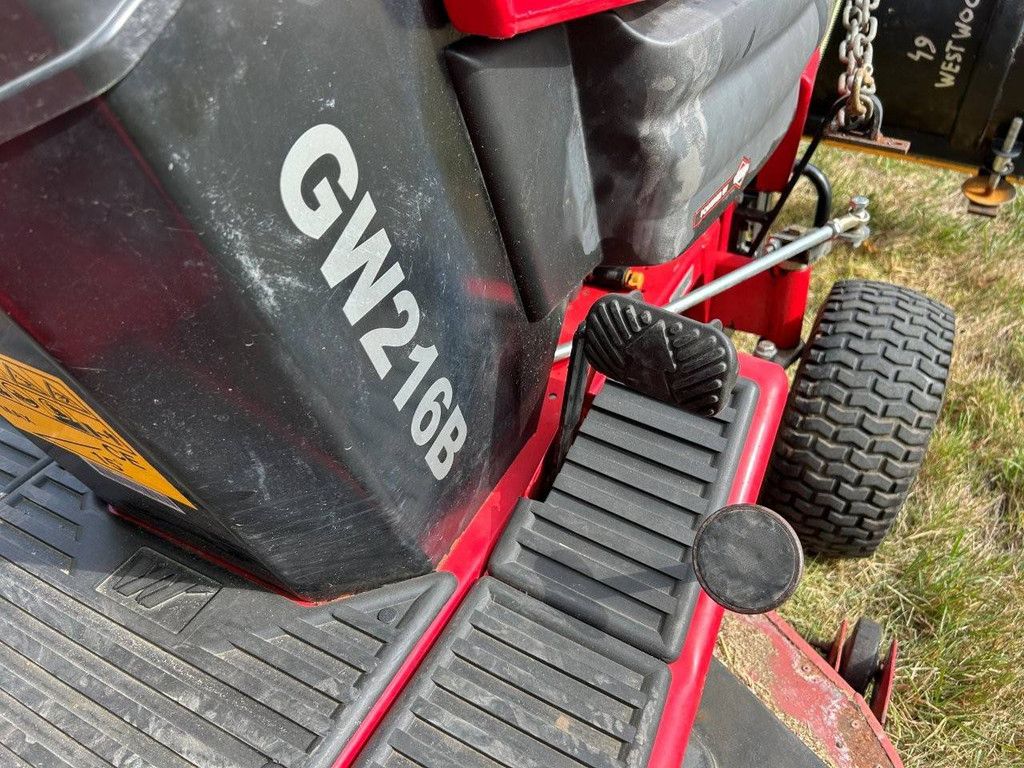 Westwood GW216B HST Riding Mower