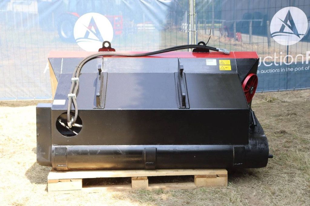 Feeder Attachment Weidemann
