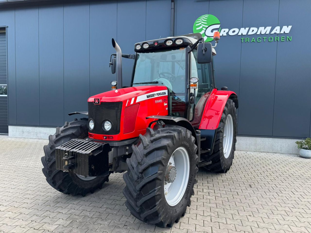 Massey Ferguson 6445 Dyna6