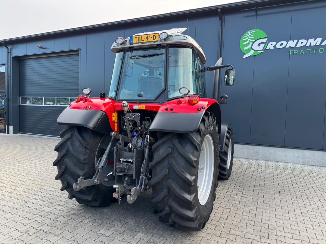 Massey Ferguson 6445 Dyna6