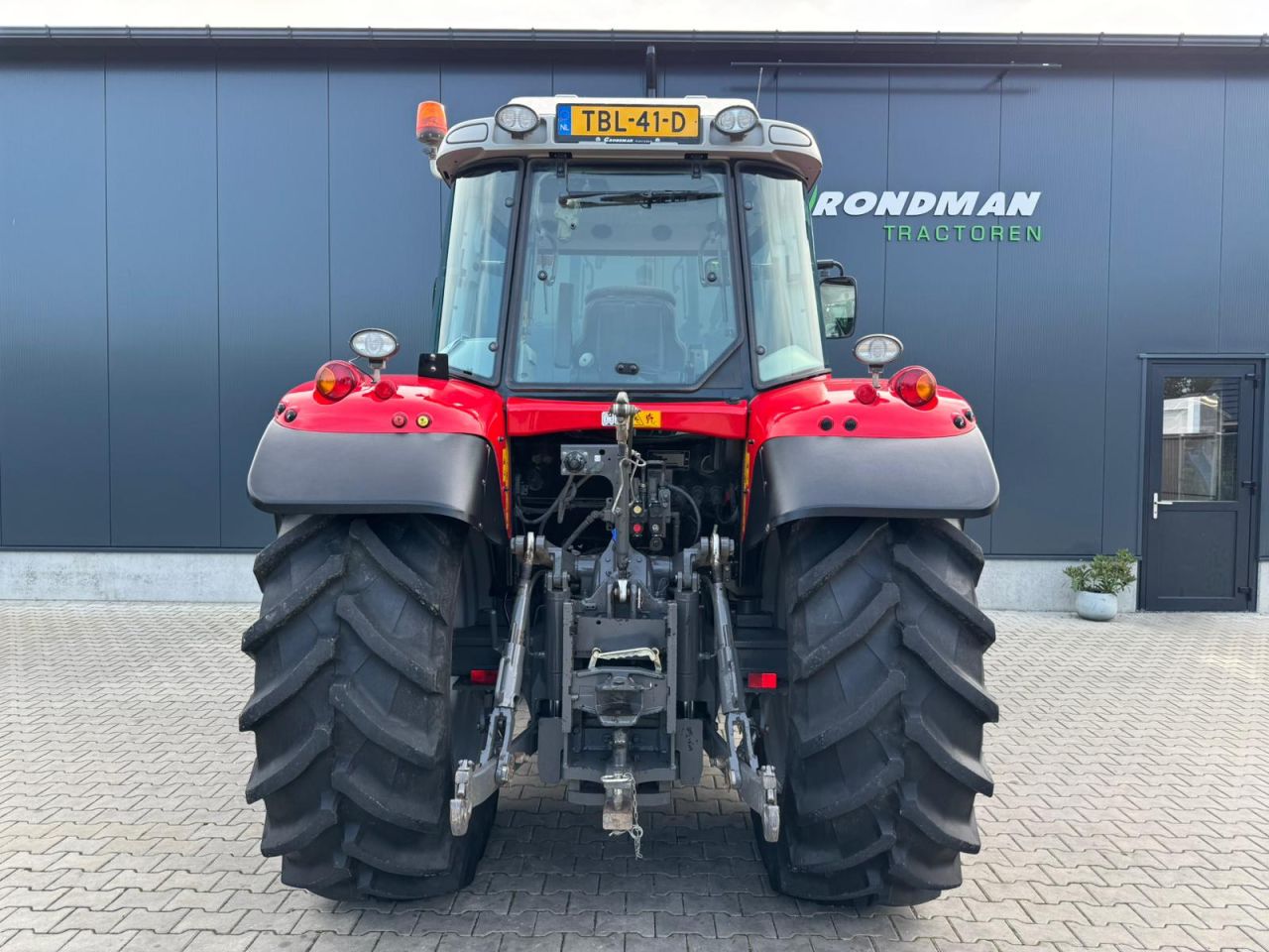 Massey Ferguson 6445 Dyna6