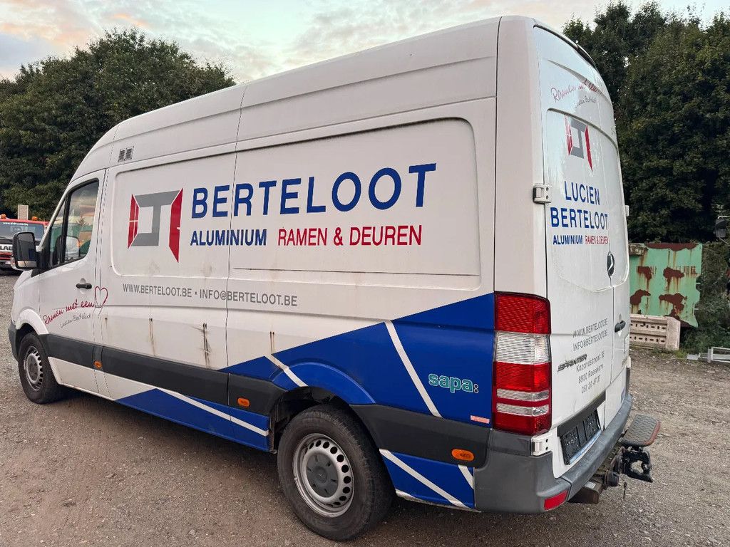 Mercedes-Benz Sprinter 316 **EURO5B-ENGINE BROKEN-MOTORSHADEN**
