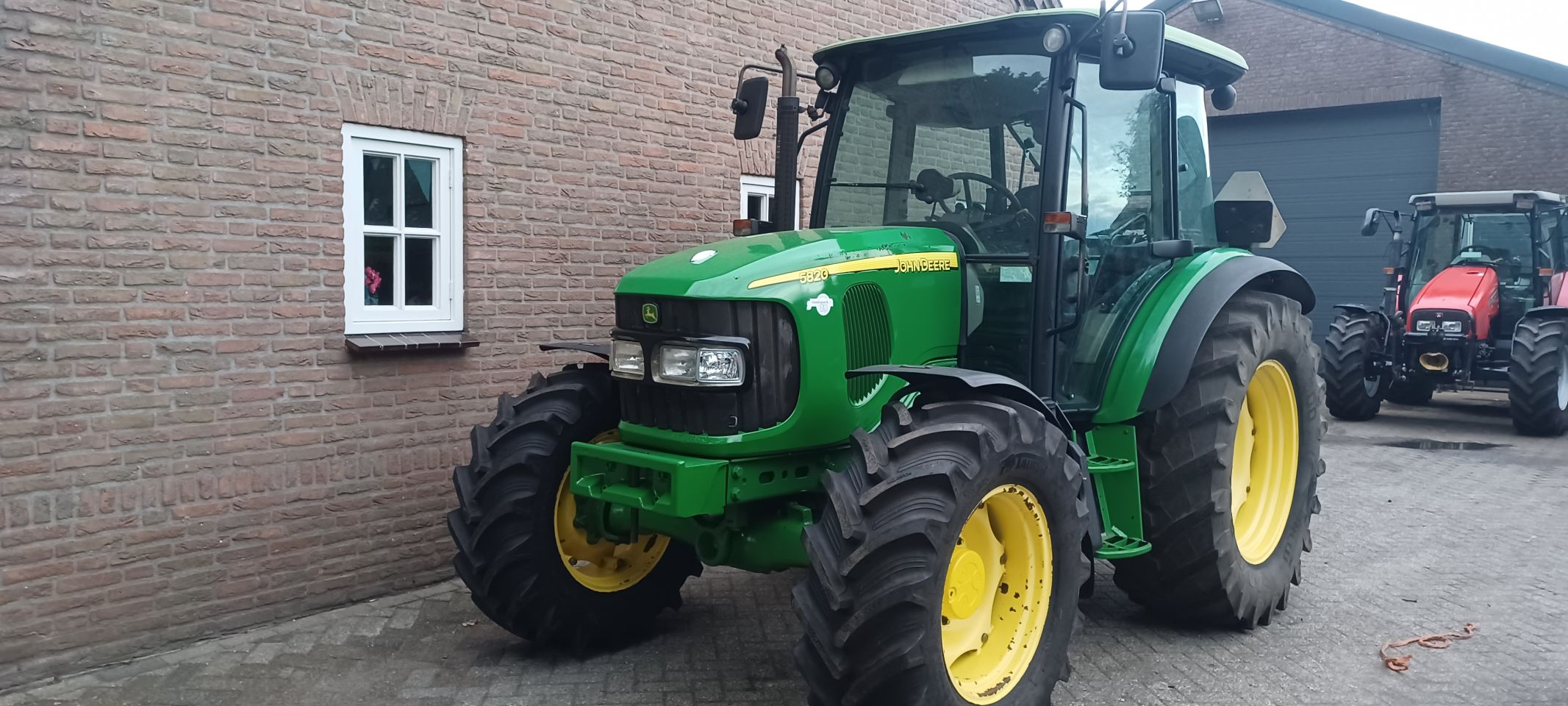 Nette john deere 5820 bouwjaar 2004 kruipbak
