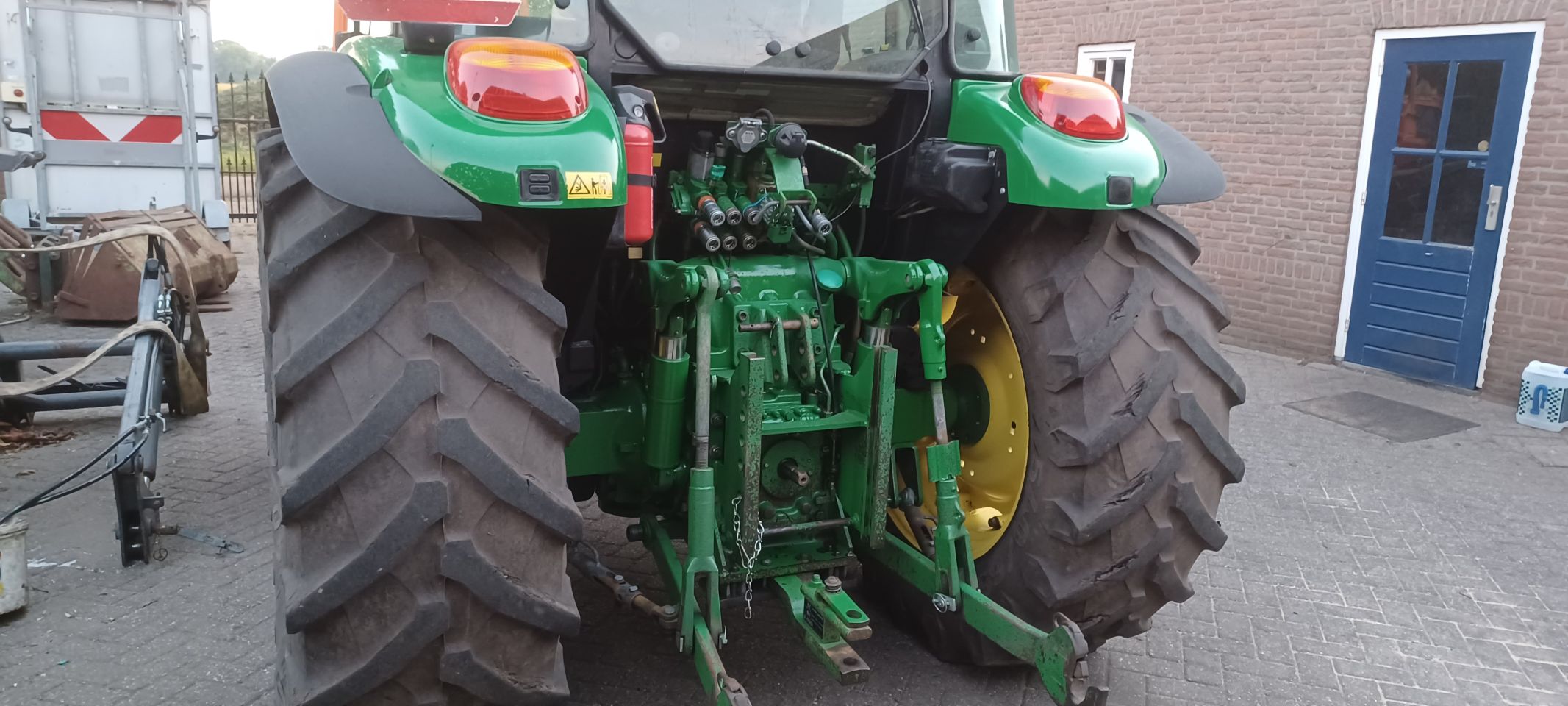 Nette john deere 5820 bouwjaar 2004 kruipbak