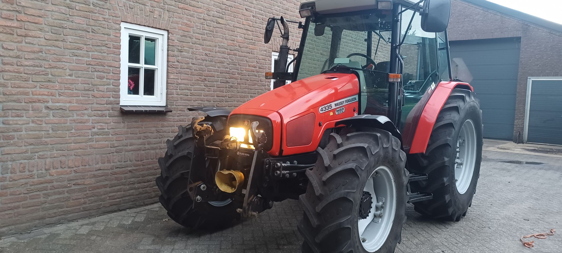 Mooie massey ferguson 4335 4wd airco