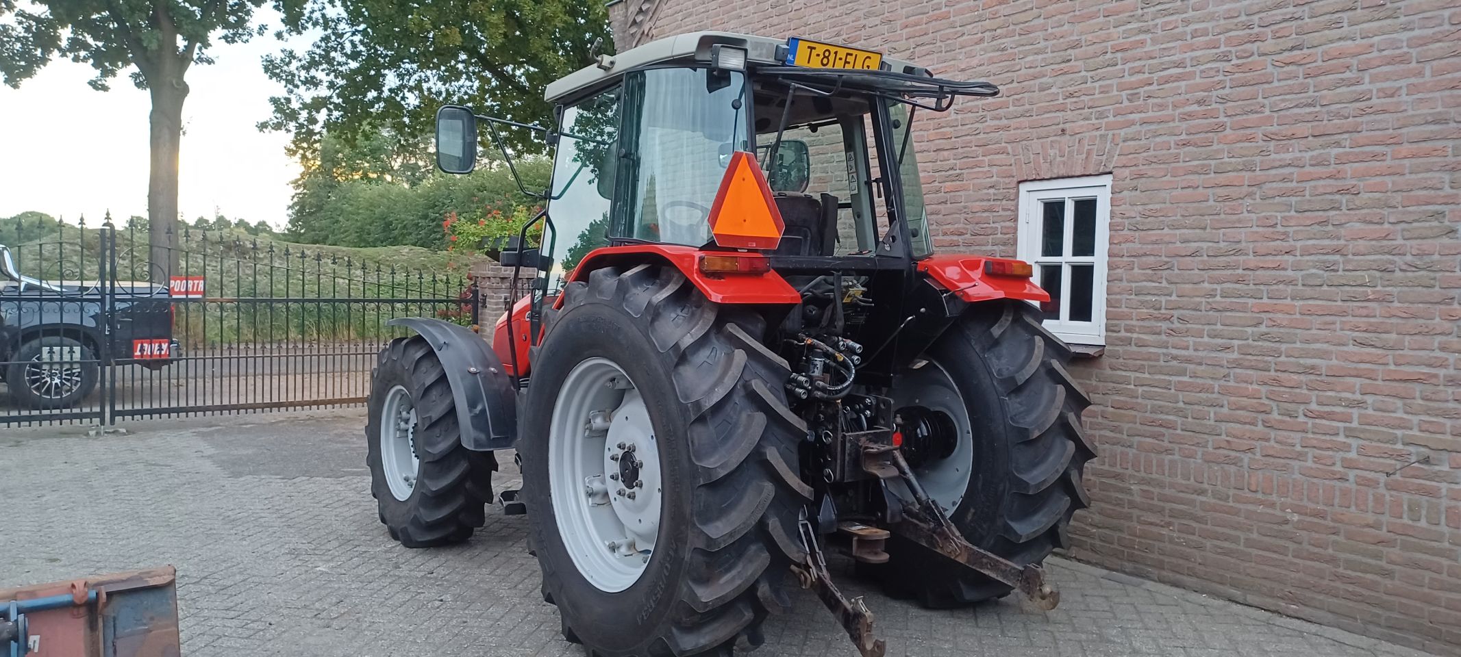 Mooie massey ferguson 4335 4wd airco