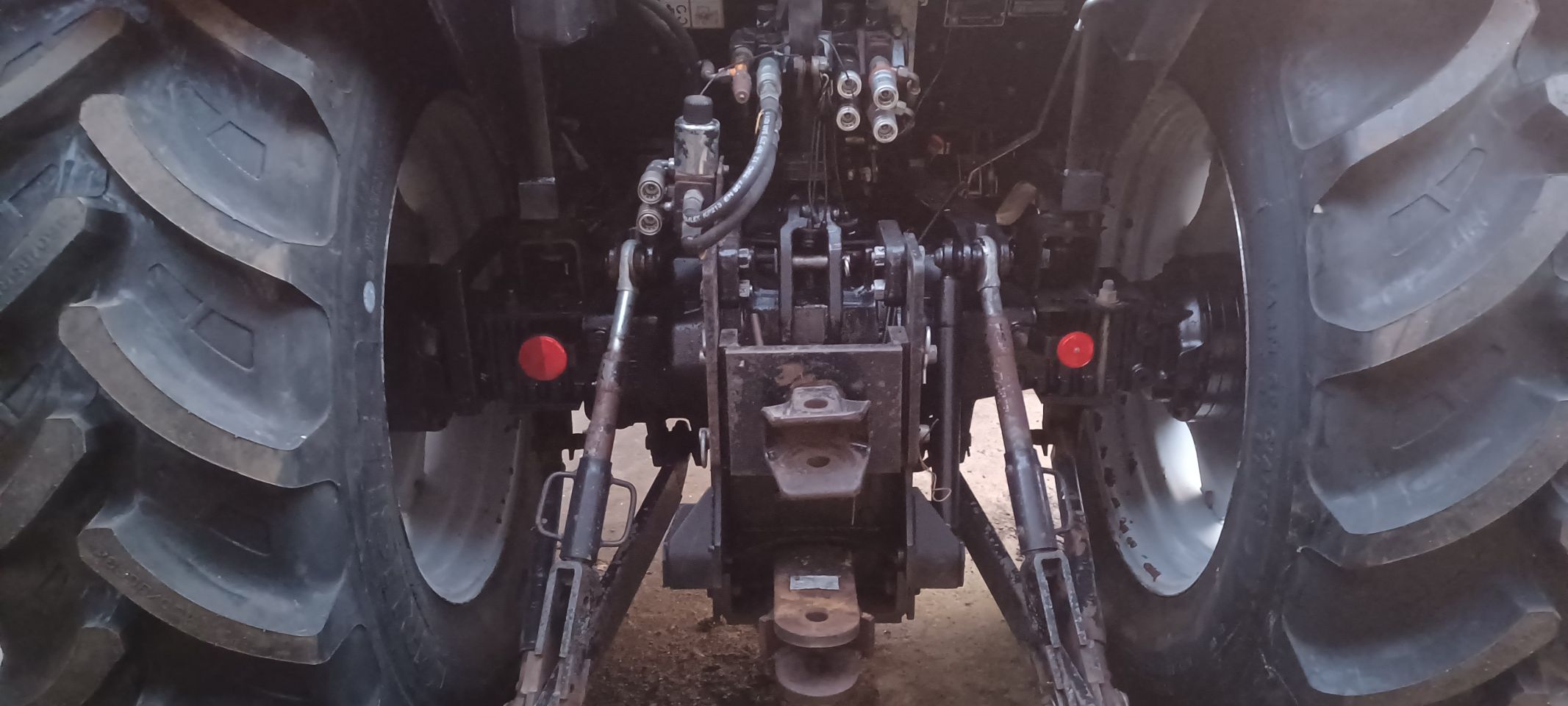 Mooie massey ferguson 4335 4wd airco
