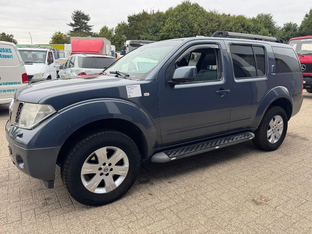 Nissan Pathfinder **2,5D-AIRCO-BELGIAN CAR**