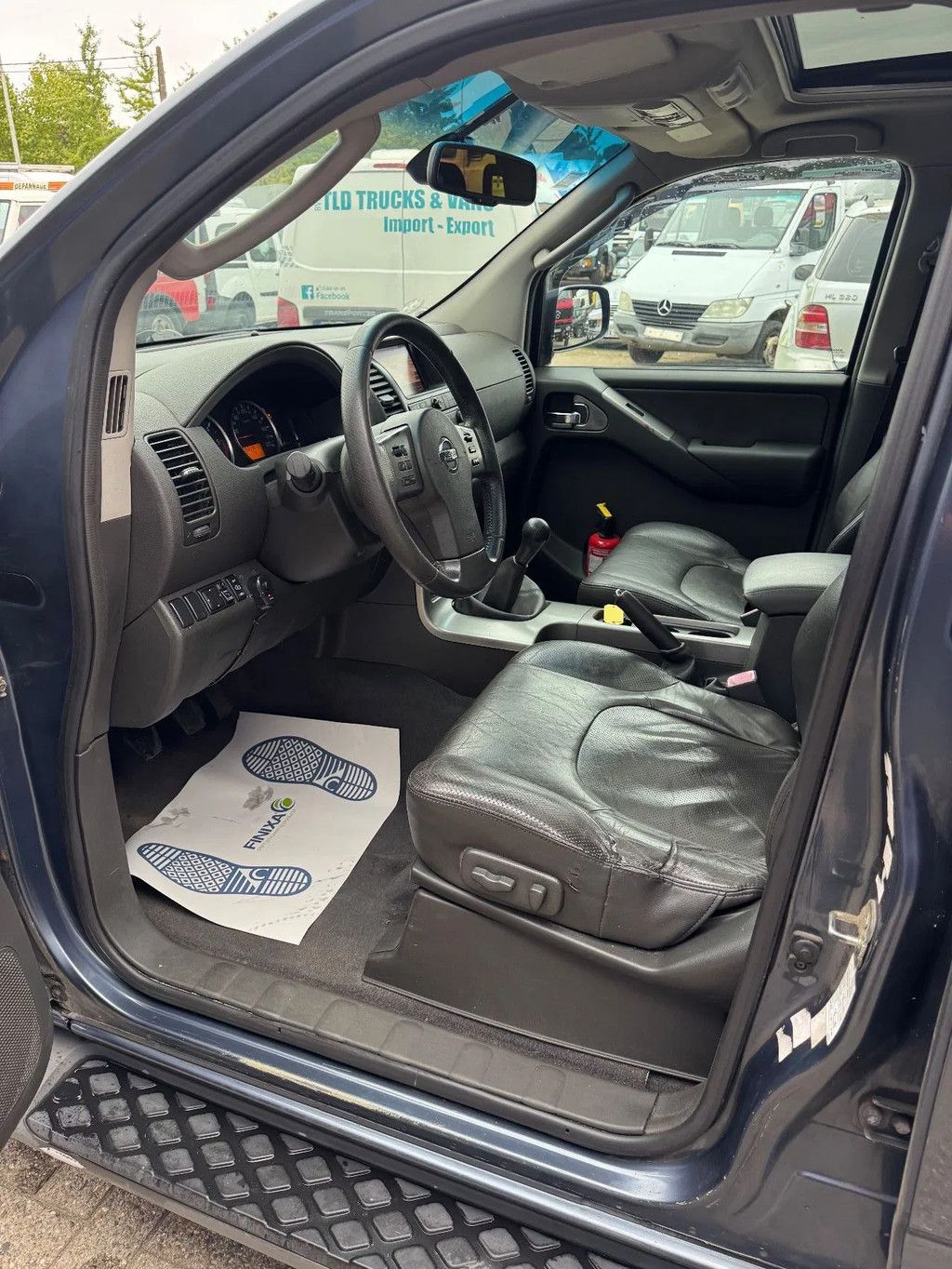 Nissan Pathfinder **2,5D-AIRCO-BELGIAN CAR**