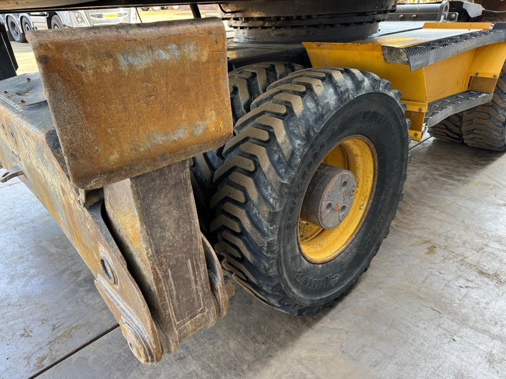 Volvo EW180C