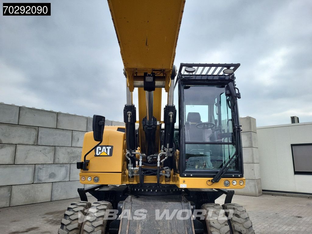 Caterpillar M322 F