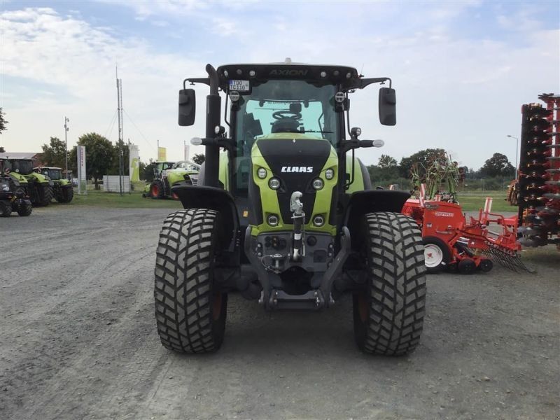 Claas AXION 830 CM