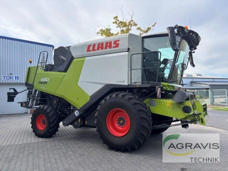 Claas TRION 660