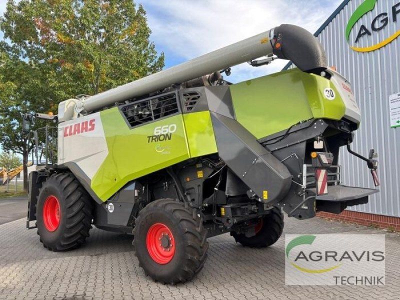 Claas TRION 660