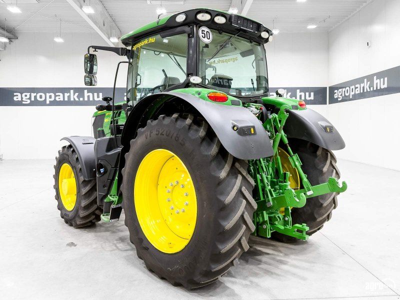 John Deere 6175R